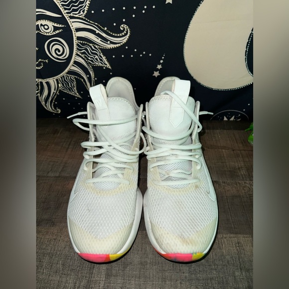 Nike LeBron Witness 4 - Picture 2 of 6